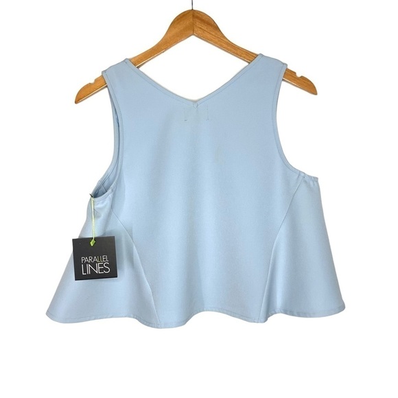 Parallel Lines Womens Cropped Swing V Neck Top Size Small Blue Sleeveless - Picture 2 of 6